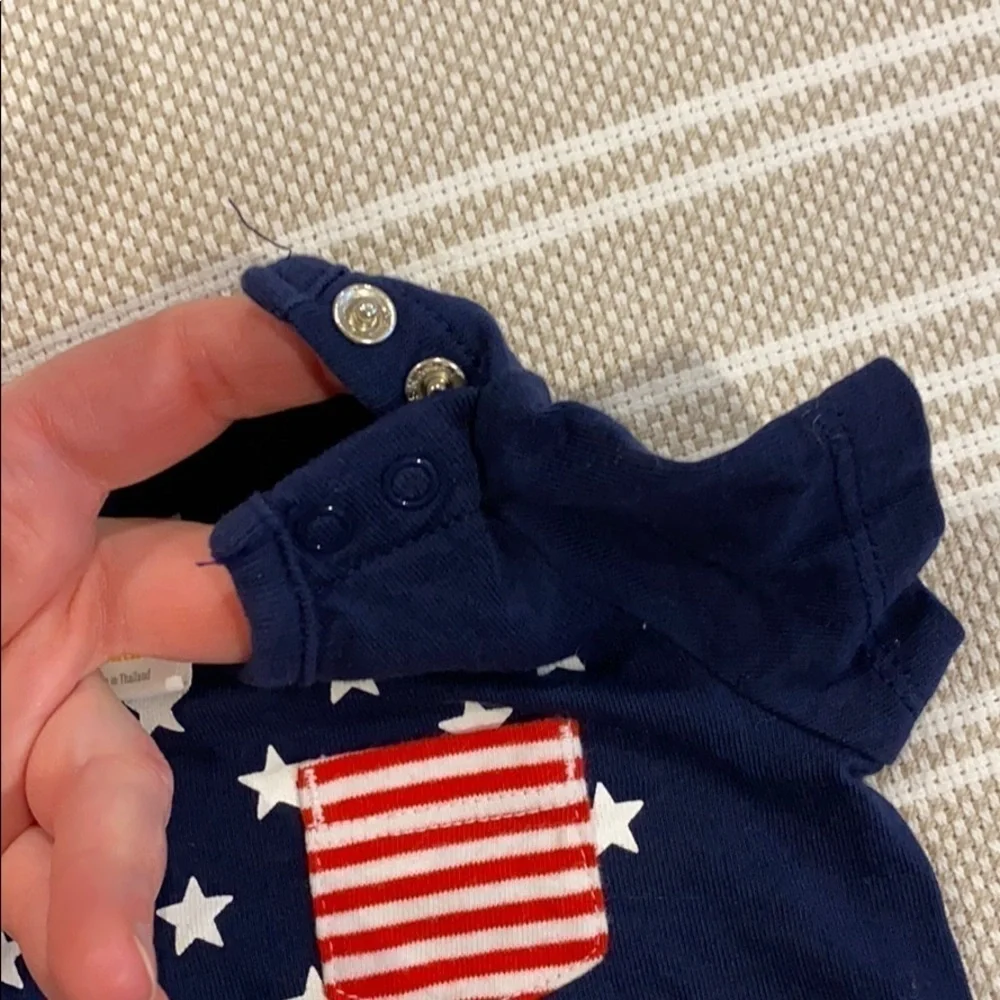 EUC Gymboree Patriotic onesie